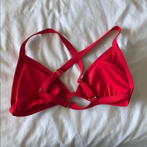 Red bikini top with cross back - Picture 2 of 2